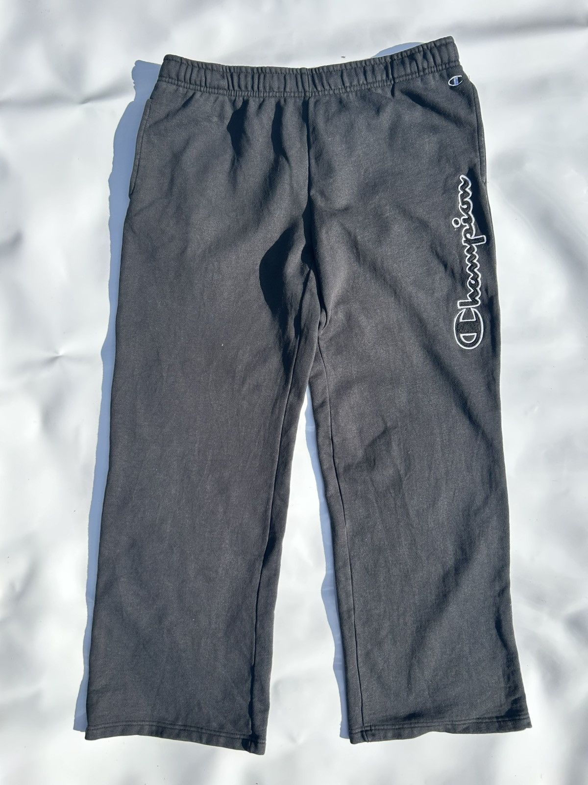 Champion Vintage Champion Sweatpants Joggers Embroidery Size L Women Size 34" / US 12 / IT 48 - 3 Thumbnail