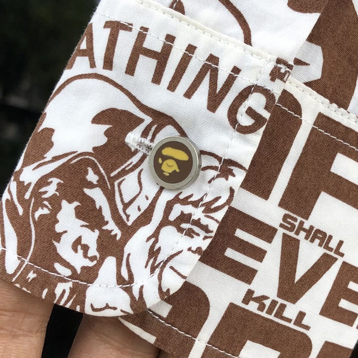 Bape Newspaper Logo Button Up Shirt Size US M / EU 48-50 / 2 - 12 Thumbnail