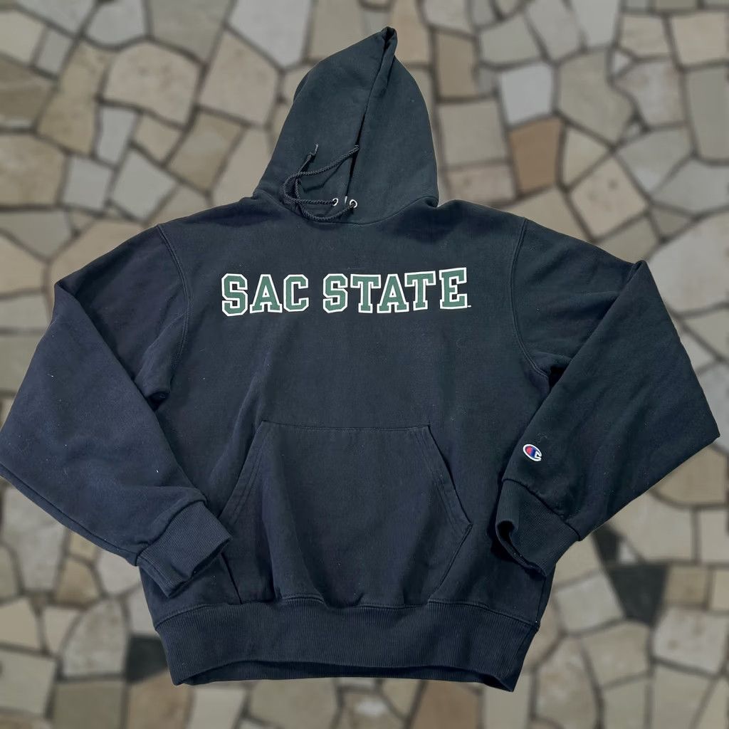 Champion VINTAGE Champion Sacramento State Hoodie Mens Small Black Pullover Fleece Sweatshirt Size US S / EU 44-46 / 1 - 1 Thumbnail