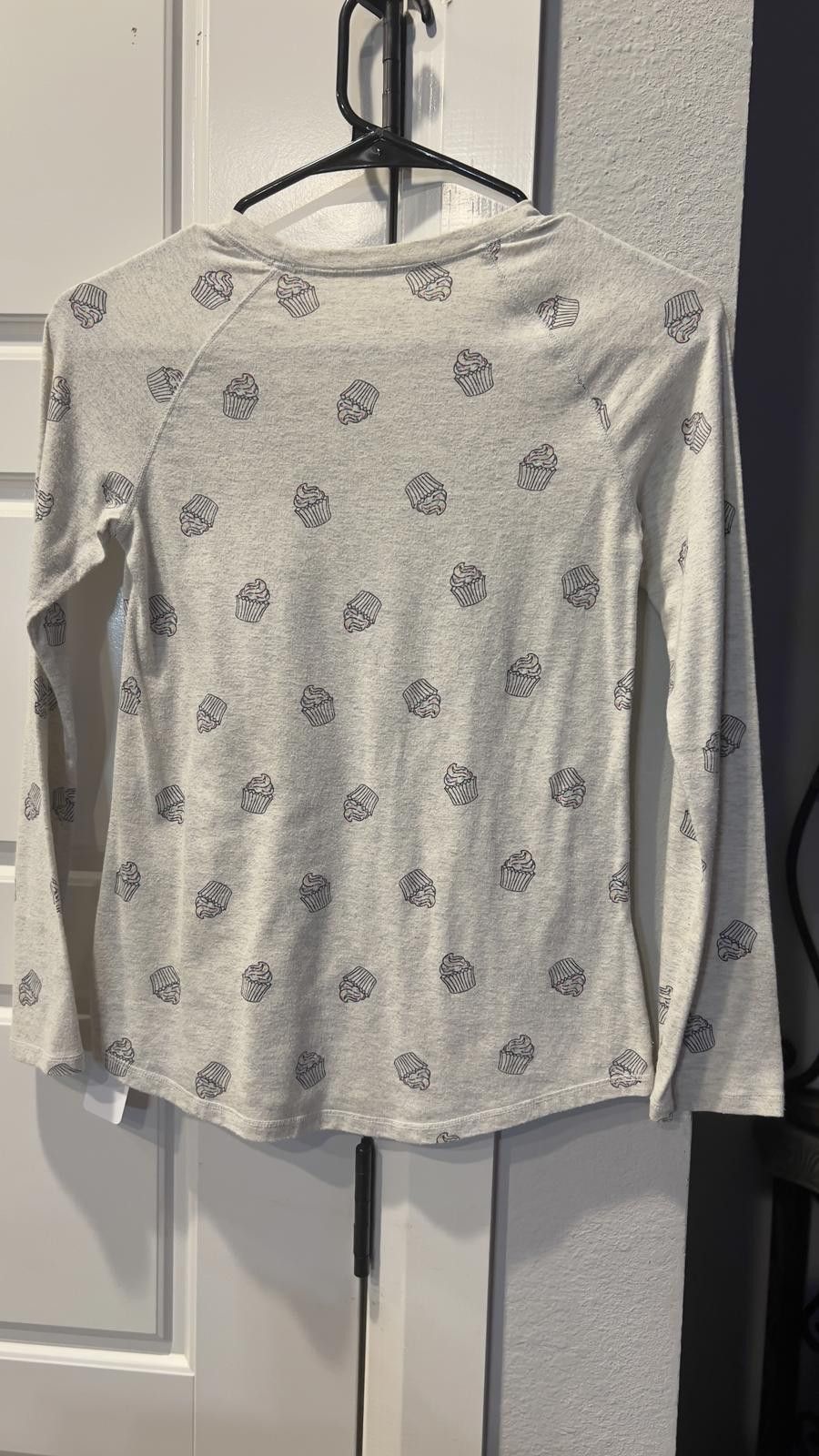 Other Jiggle Kids' Long Sleeve Cupcake Print Top - Size 12 Size ONE SIZE - 2 Thumbnail