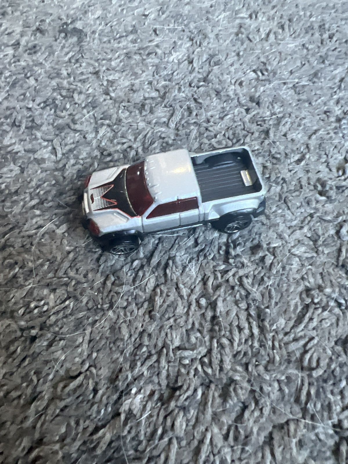 2001 Mattel Hot Wheels Mega-Duty