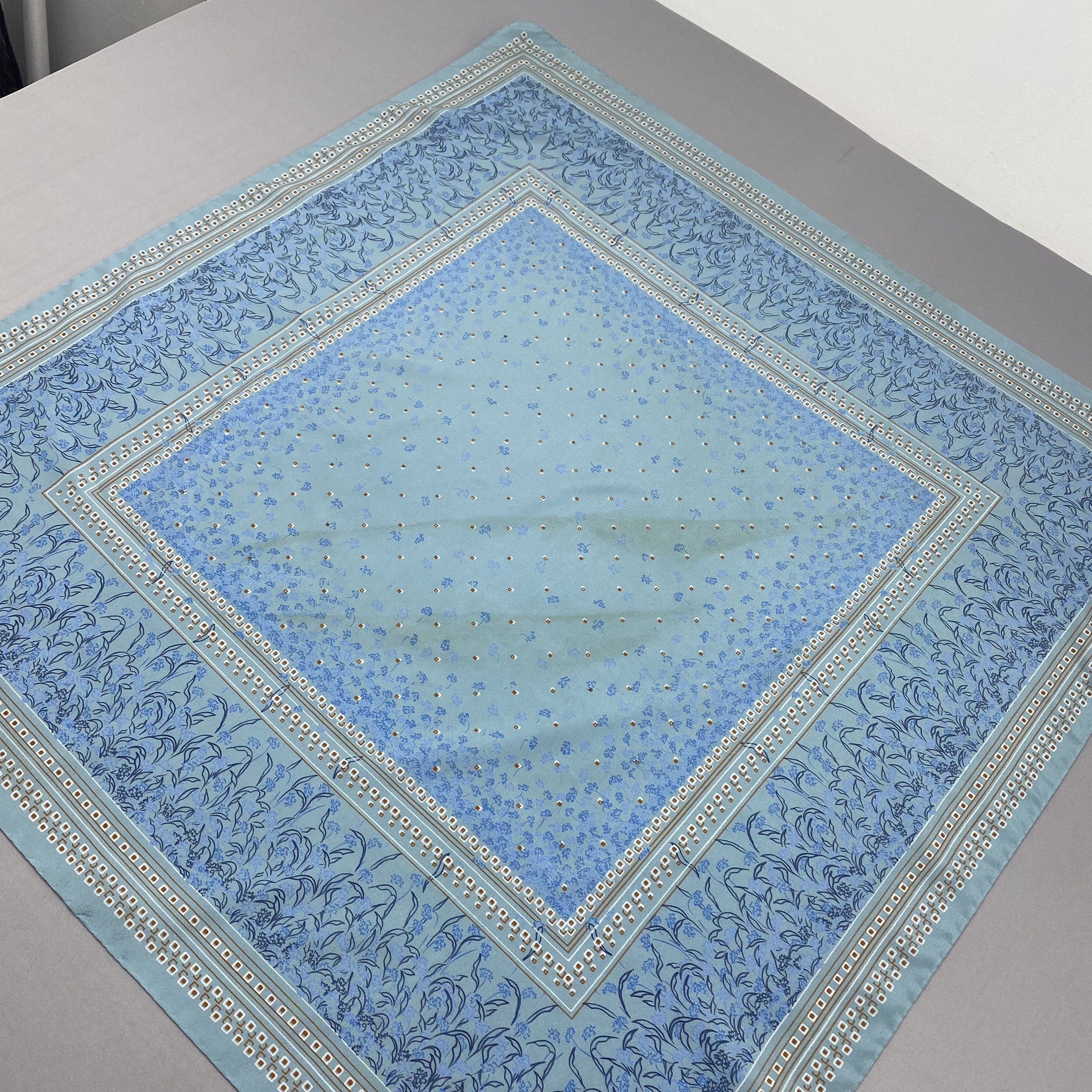 Japanese Brand Vintage Flower Grid SILK Scarf Twill Stole Wraps Scarves Size ONE SIZE - 4 Thumbnail