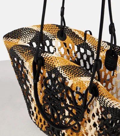 Loewe o1in1g0526 Size: OS / Ibiza Anagram Medium Basket Bag Size ONE SIZE - 3 Thumbnail