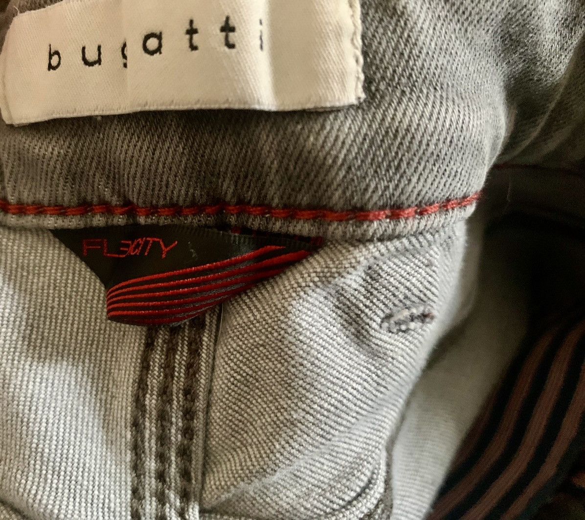 Bugatti × Designer Bugatti 'Flex City' Grey Men's Jeans Distressed Light Grey Denim Designer Classic Style Size US 30 / EU 46 - 10 Thumbnail
