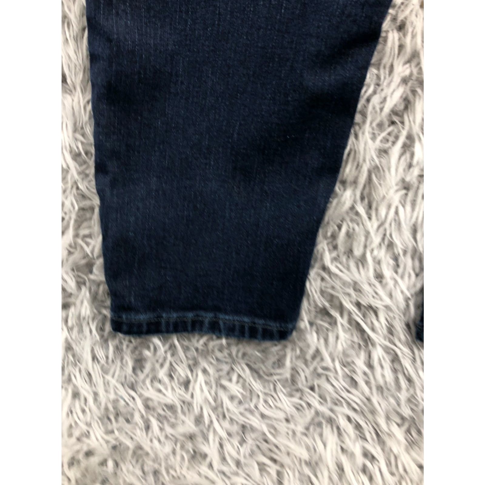 Lee Lee Riders Jeans Mid Rise Skinny Womens Size 12 Blue Dark Wash 28in Inseam Regular Fit Cotton Denim Zip Button Pockets 5-Pocket Size 34" / US 12 / IT 48 - 7 Thumbnail