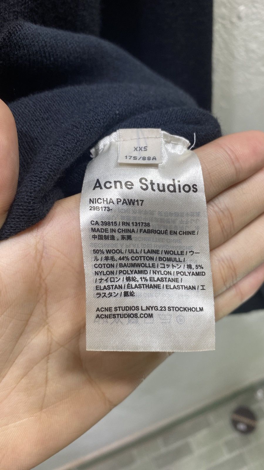Acne Studios Acne Studios Black Sweater Size US S / EU 44-46 / 1 - 4 Thumbnail