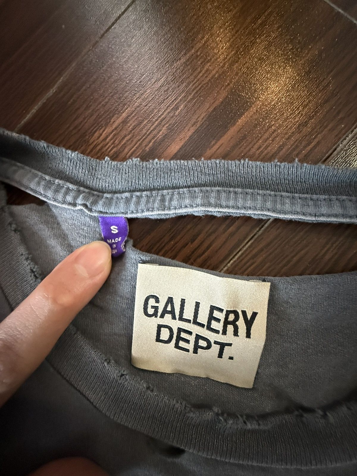 Gallery Dept. Gallery dept distressed tee “grailed tee” Size US S / EU 44-46 / 1 - 3 Thumbnail