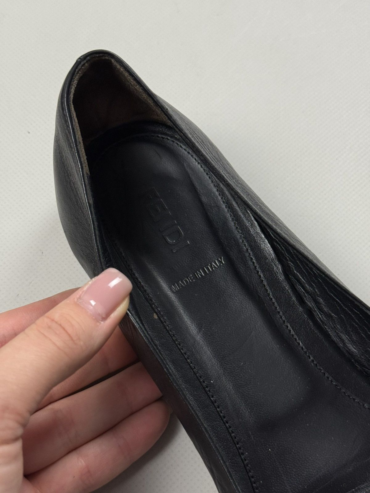 Fendi Fendi Roma Ladies Leather Flats Ballets Size 41 / US 11 Size US 11 / IT 41 - 17 Thumbnail