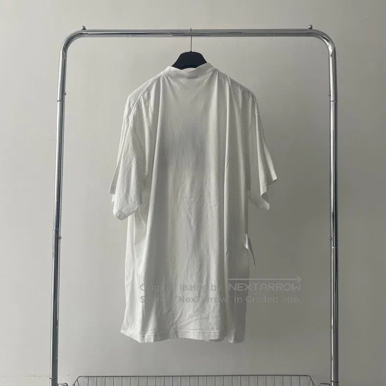 Balenciaga Balenciaga White Embroidered Pattern Short Sleeve Size US L / EU 52-54 / 3 - 2 Thumbnail