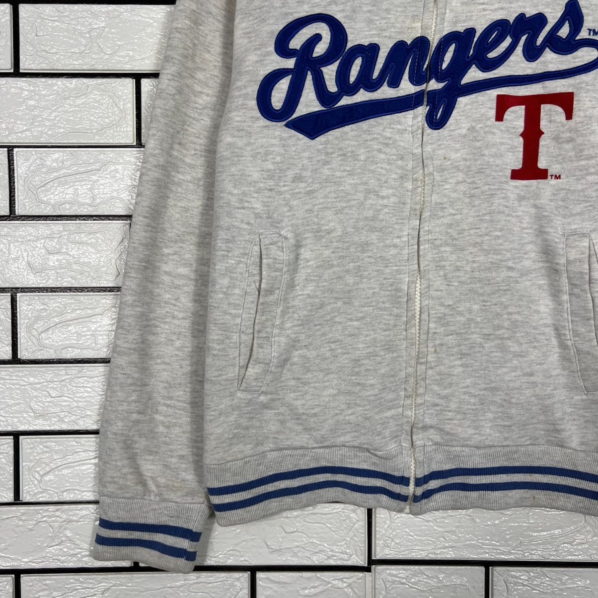 MLB MLB RANGERS T Big Logo Turtleneck Sweater Jacket #4313-C195 Size US S / EU 44-46 / 1 - 5 Thumbnail