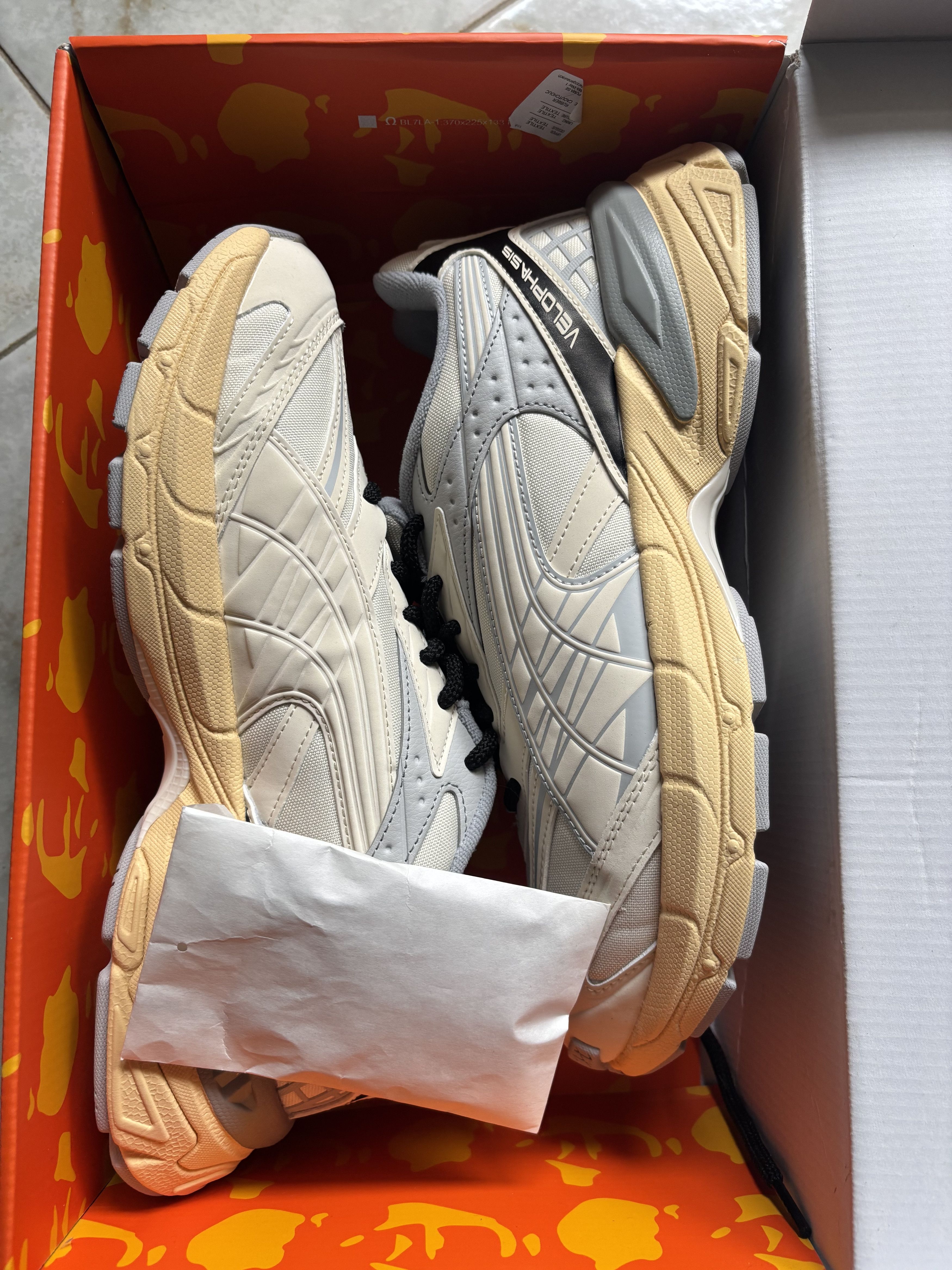 Pleasures × Puma Velophasis Overdye PLEASURES Size US 11 / EU 44 - 9 Thumbnail