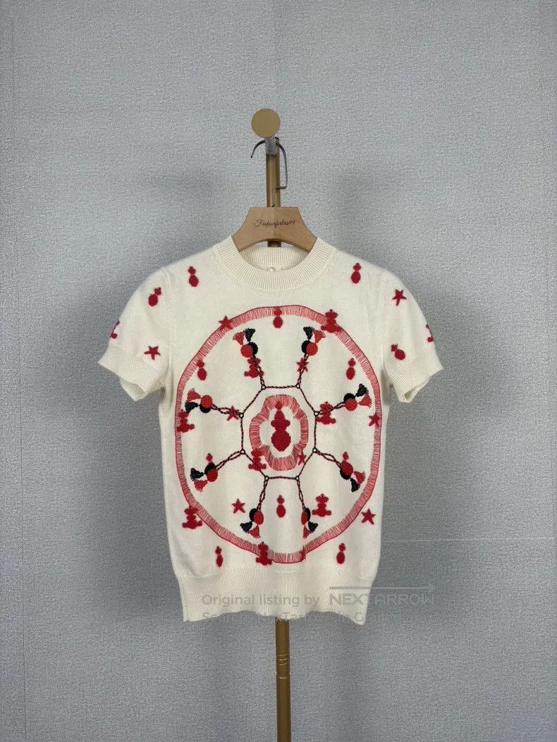 Hermes Cream and red knitted top