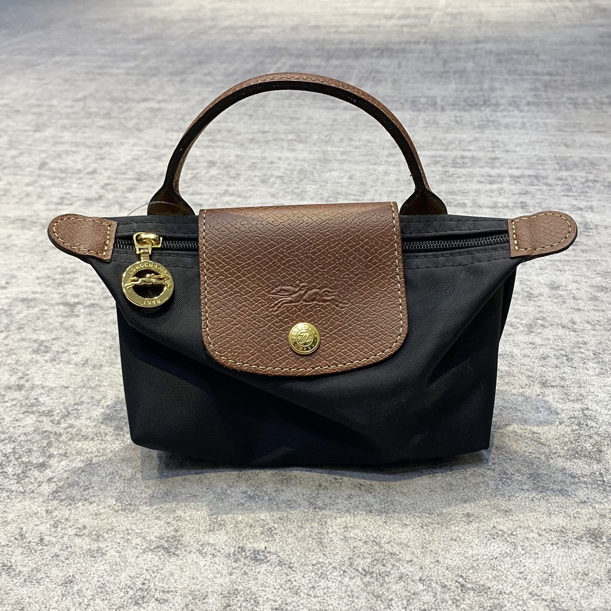 Longchamp LONGCHAMP Le Pliage Pouch Bag Brown Size ONE SIZE - 1 Thumbnail