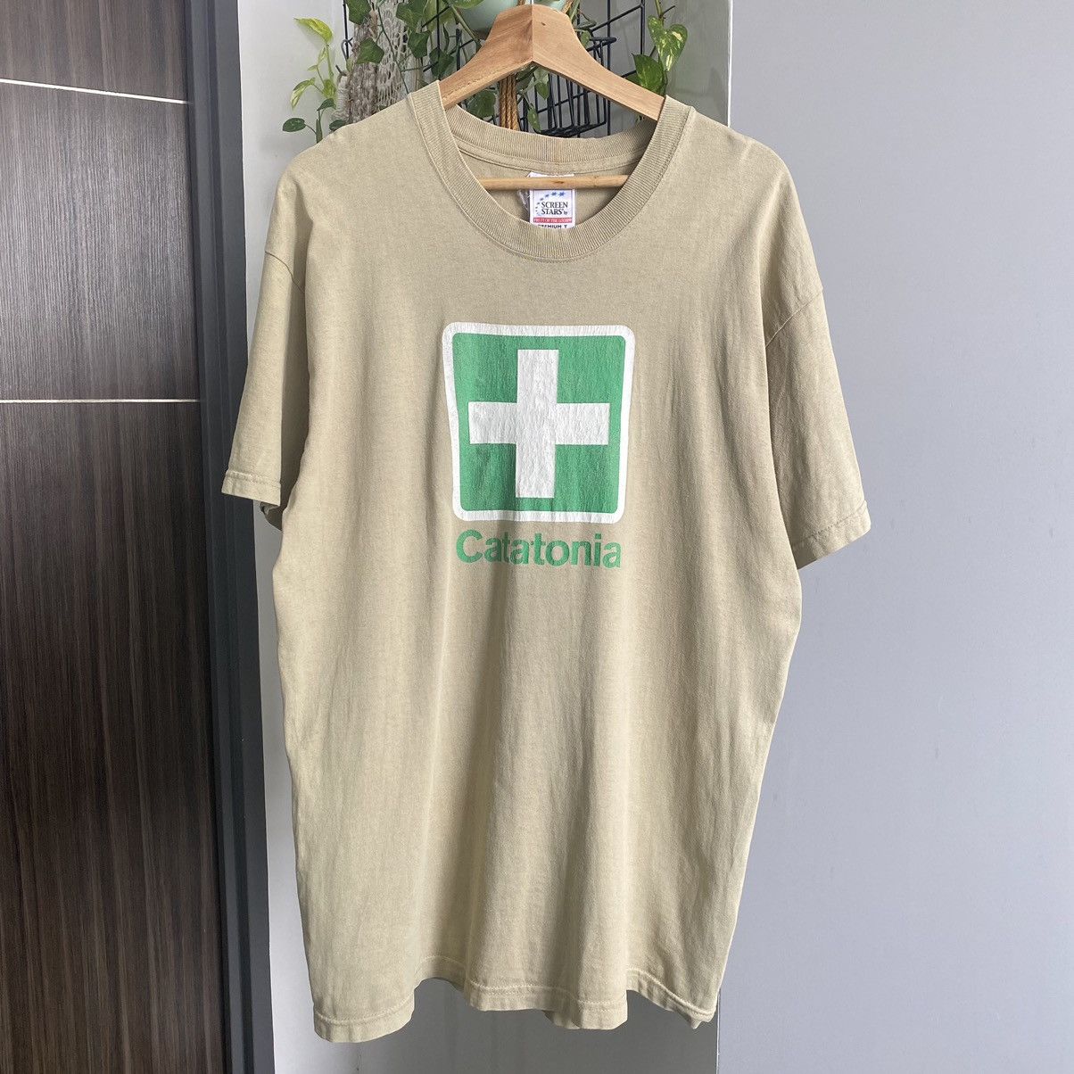Band Tees THRASHED FADED VINTAGE CATATONIA UK BAND ERD GRUNGE TEE Size US L / EU 52-54 / 3 - 8 Thumbnail