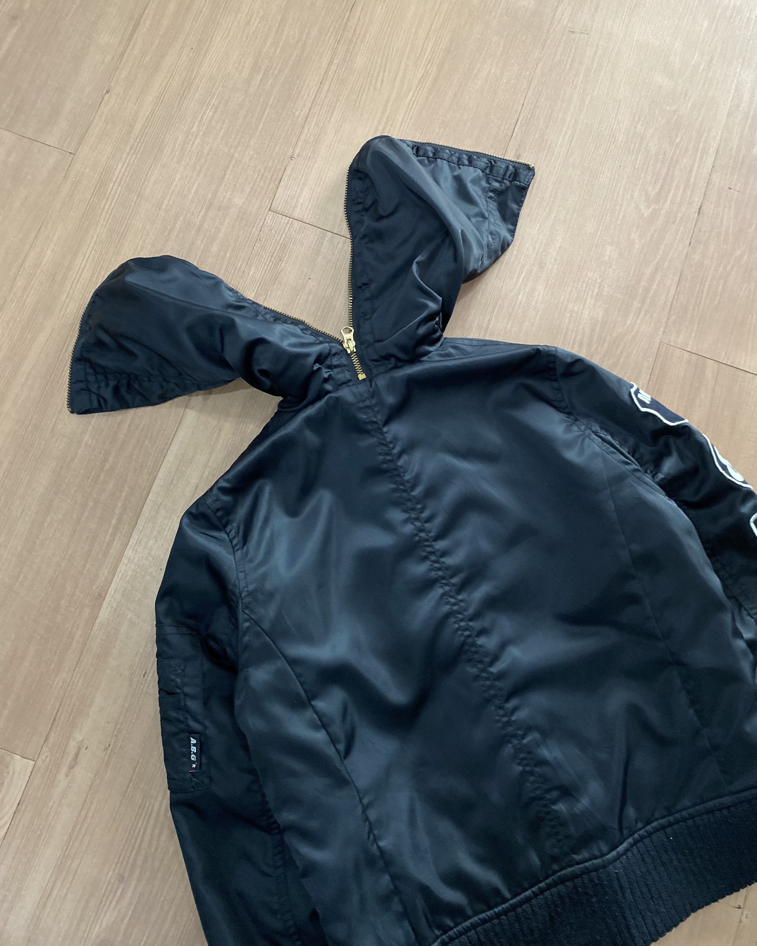 Angel Blue 2000s Angel Blue N2b Japanese brand like hysteric glamour Size US M / EU 48-50 / 2 - 10 Thumbnail
