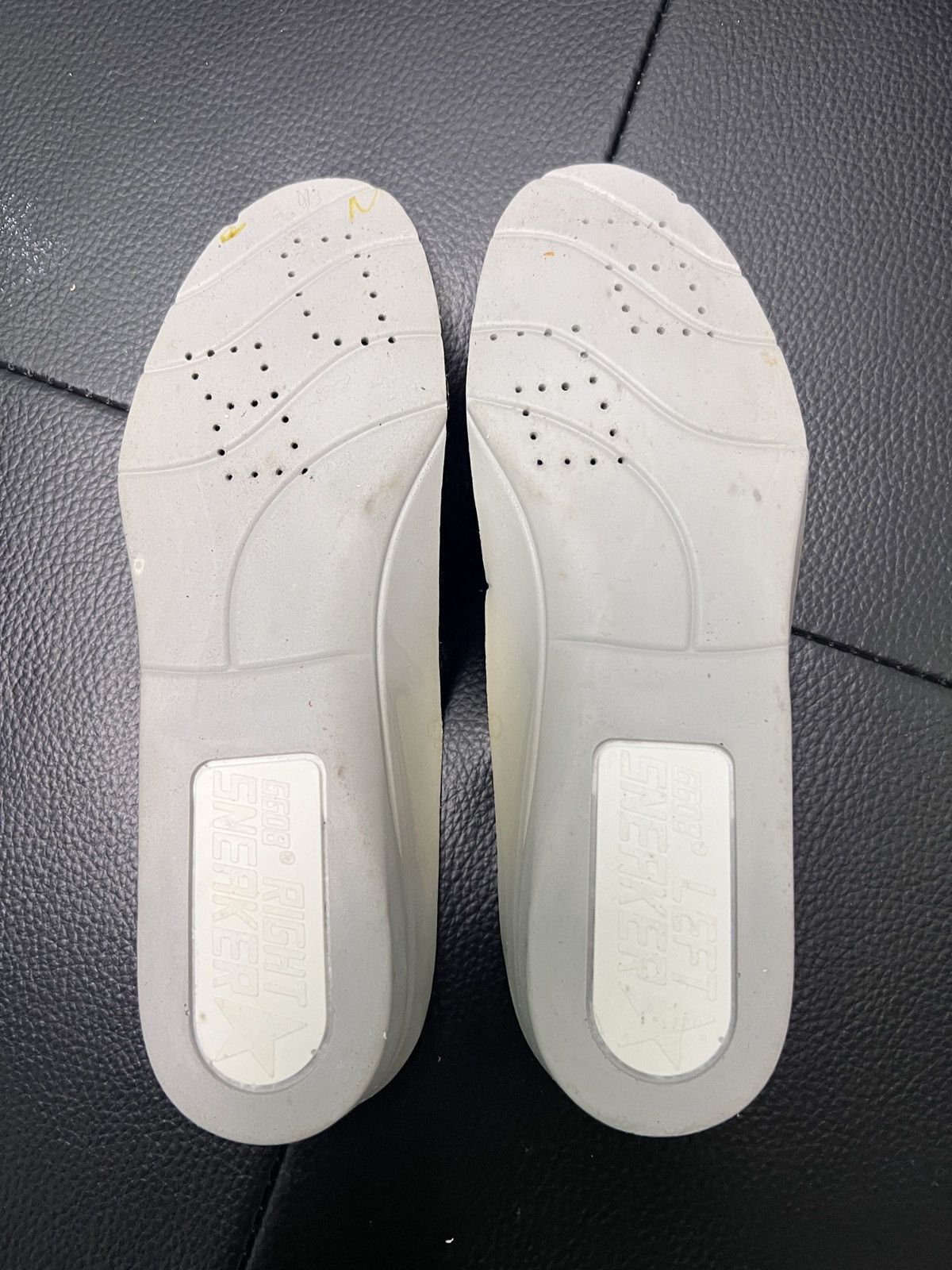Golden Goose Golden Goose GGDB Distressed Star Sneakers Size US 5 / IT 35 - 22 Thumbnail