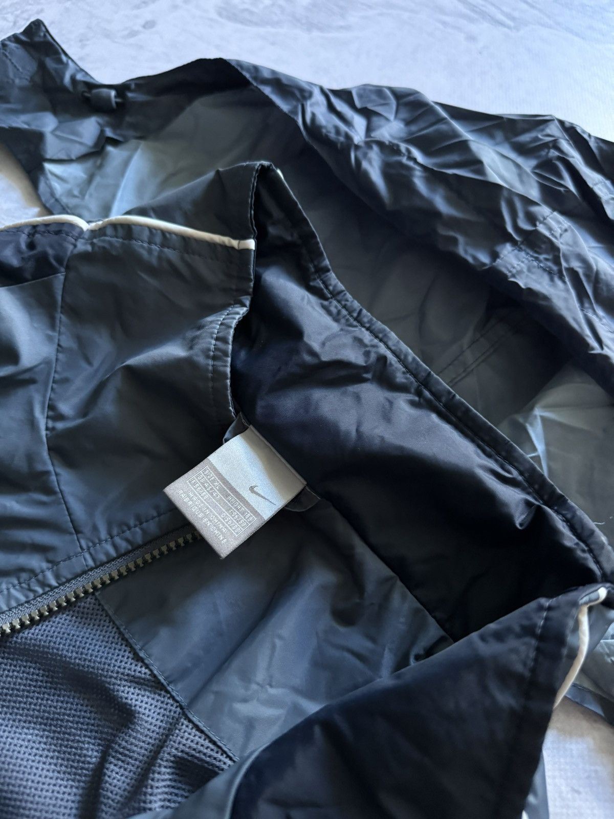 Nike × Vintage 00s Nike Vintage Nylon Hooded Light Jacket Drill Size US XL / EU 56 / 4 - 6 Thumbnail