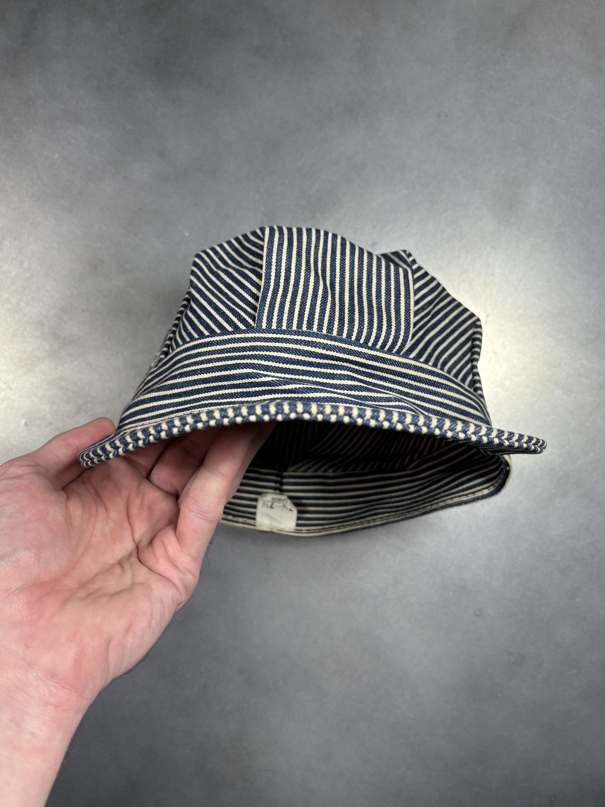 Levi's Vintage Levi's Hat 1970s Denim Snapback Train Flat Cap 60s Size ONE SIZE - 9 Thumbnail