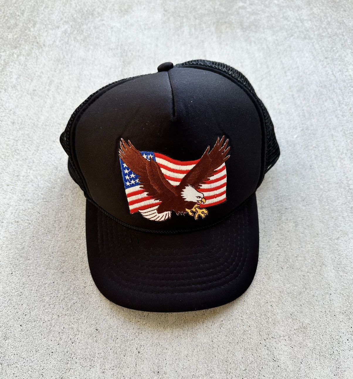 Vintage Vintage Trucker Hat Snap Back Eagle American Flag 90s Size ONE SIZE - 1 Thumbnail