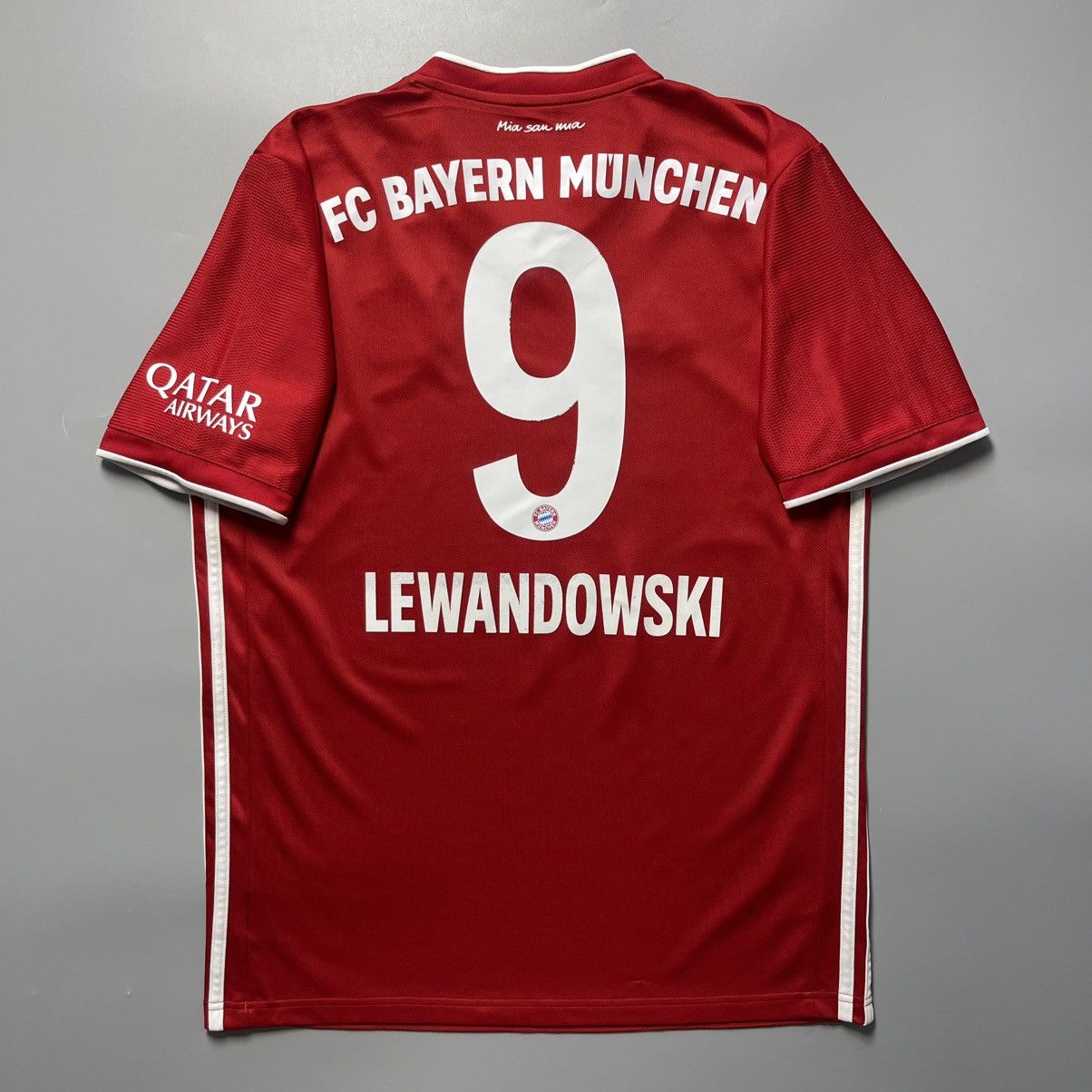Vintage BAYERN ADIDAS 2020/2021 FOOTBALL HOME JERSEY #9 LEWANDOWSKI Size US M / EU 48-50 / 2 - 1 Thumbnail