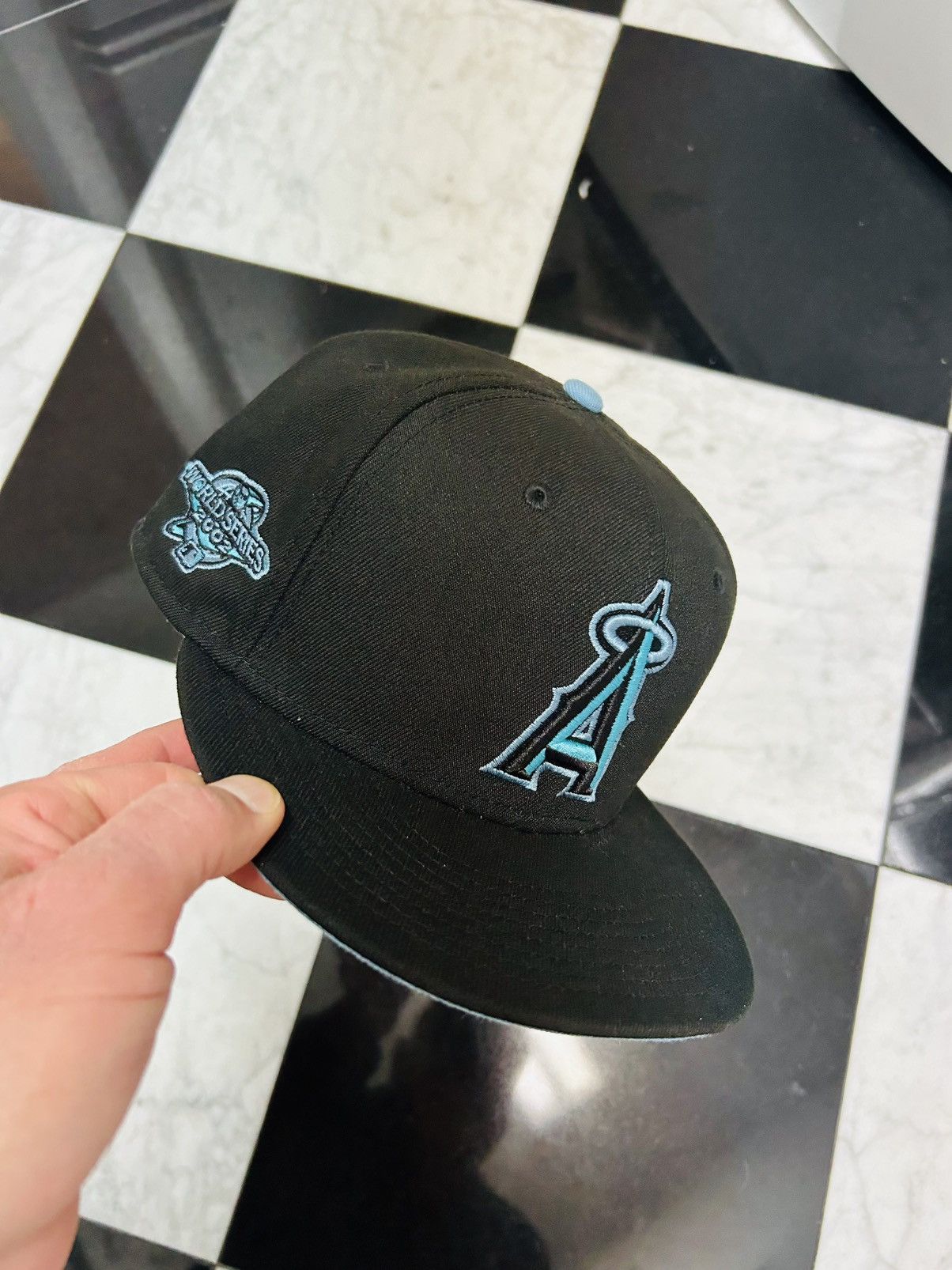 New Era Angels fitted 7 5/8 Size ONE SIZE - 1 Thumbnail