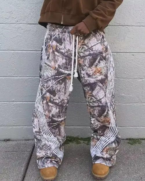 Japanese Brand Y2K Camouflage Elastic Waist Embroidered Striped Sweatpant Size US 33 - 3 Thumbnail
