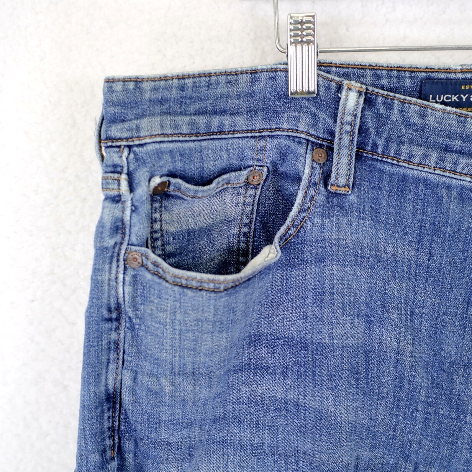 Lucky Brand Lucky Brand 383 Straight Blue Jeans 37/32 Stone Wash Whisker Size US 37 - 2 Thumbnail