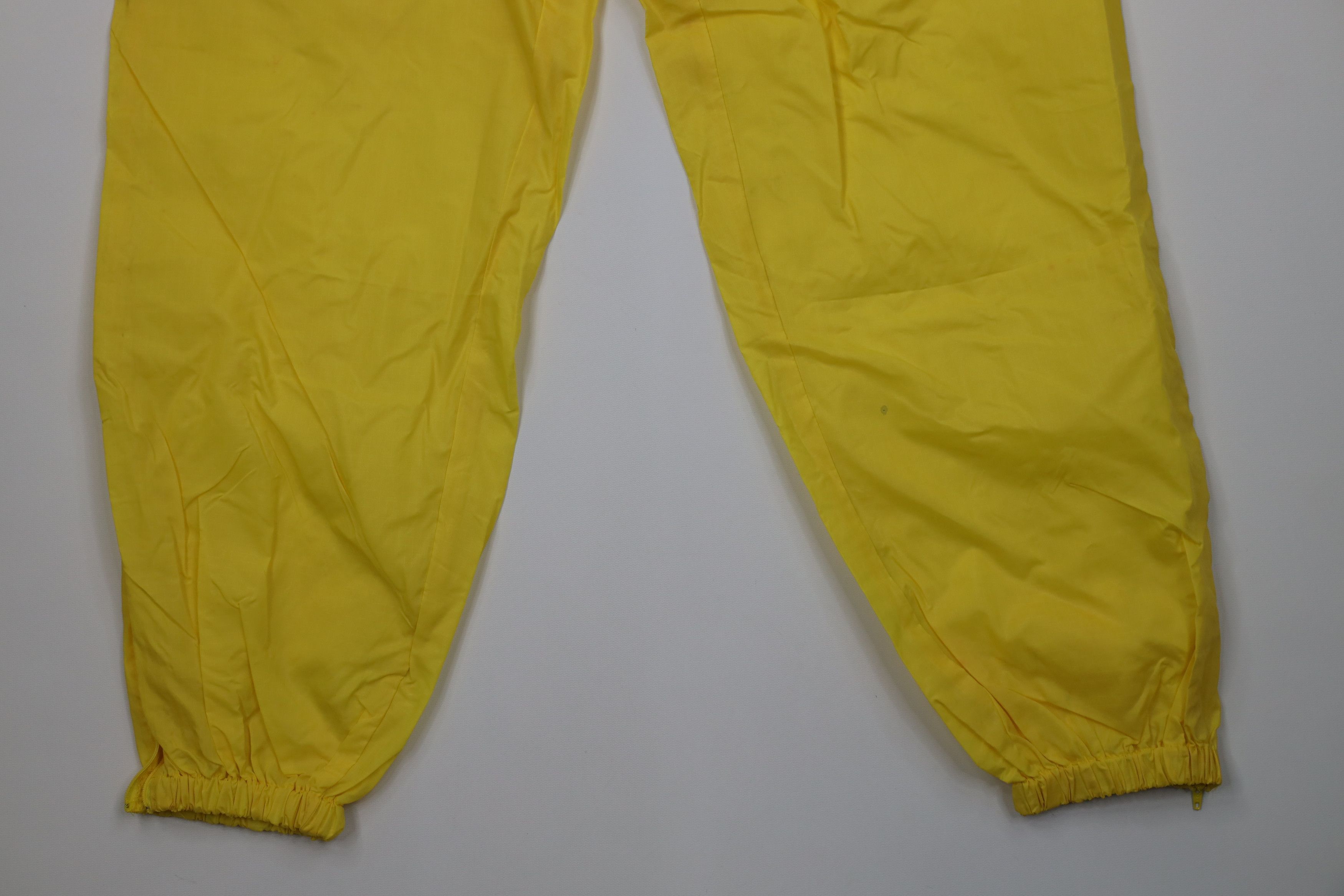 Vintage Vintage 90s Streetwear Windbreaker Joggers Pants Packable Size US 34 / EU 50 - 4 Thumbnail