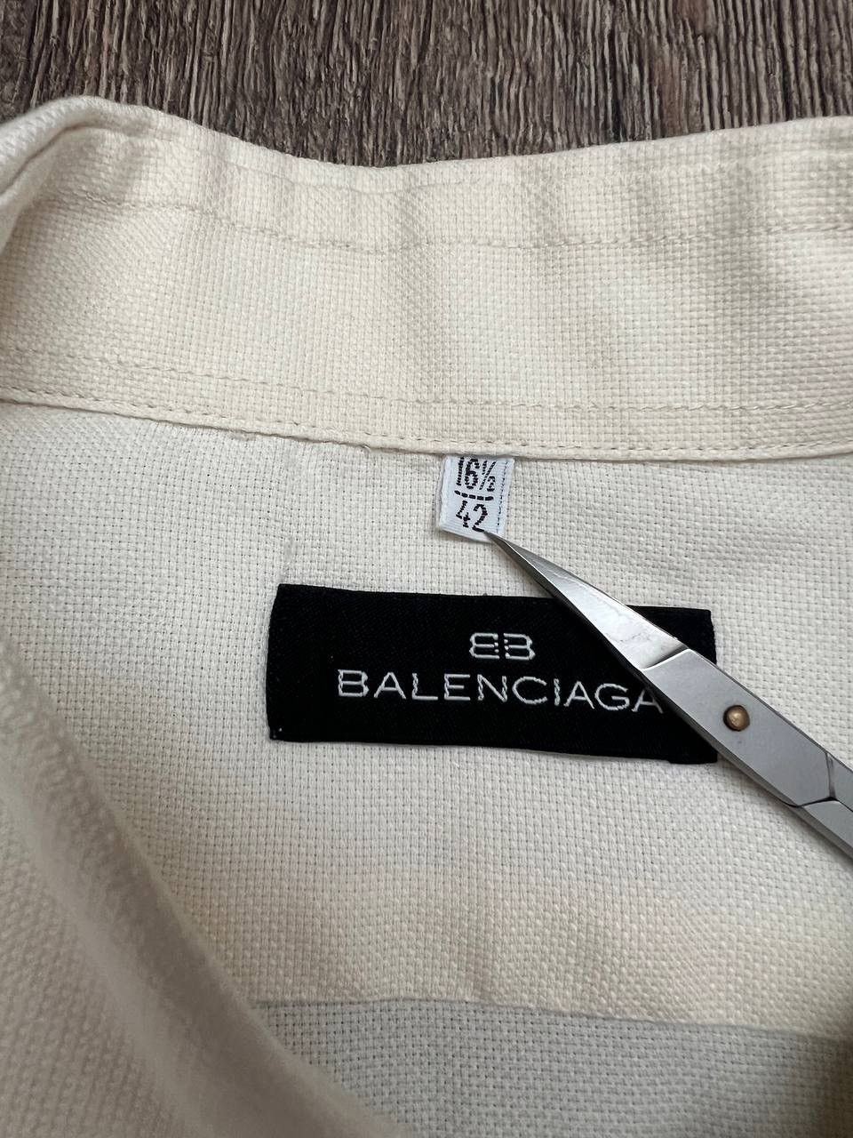 Balenciaga Vintage Balenciaga embroidered logo pocket button shirt Size US L / EU 52-54 / 3 - 8 Thumbnail