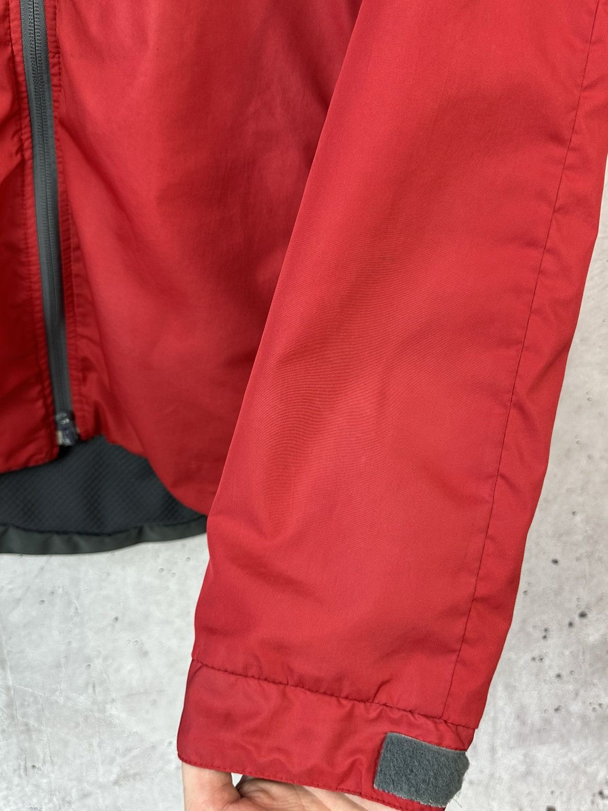 Other Paramo Analogy Waterproof by Nikmax Red-Grey Hooded Jacket Size US XL / EU 56 / 4 - 11 Thumbnail
