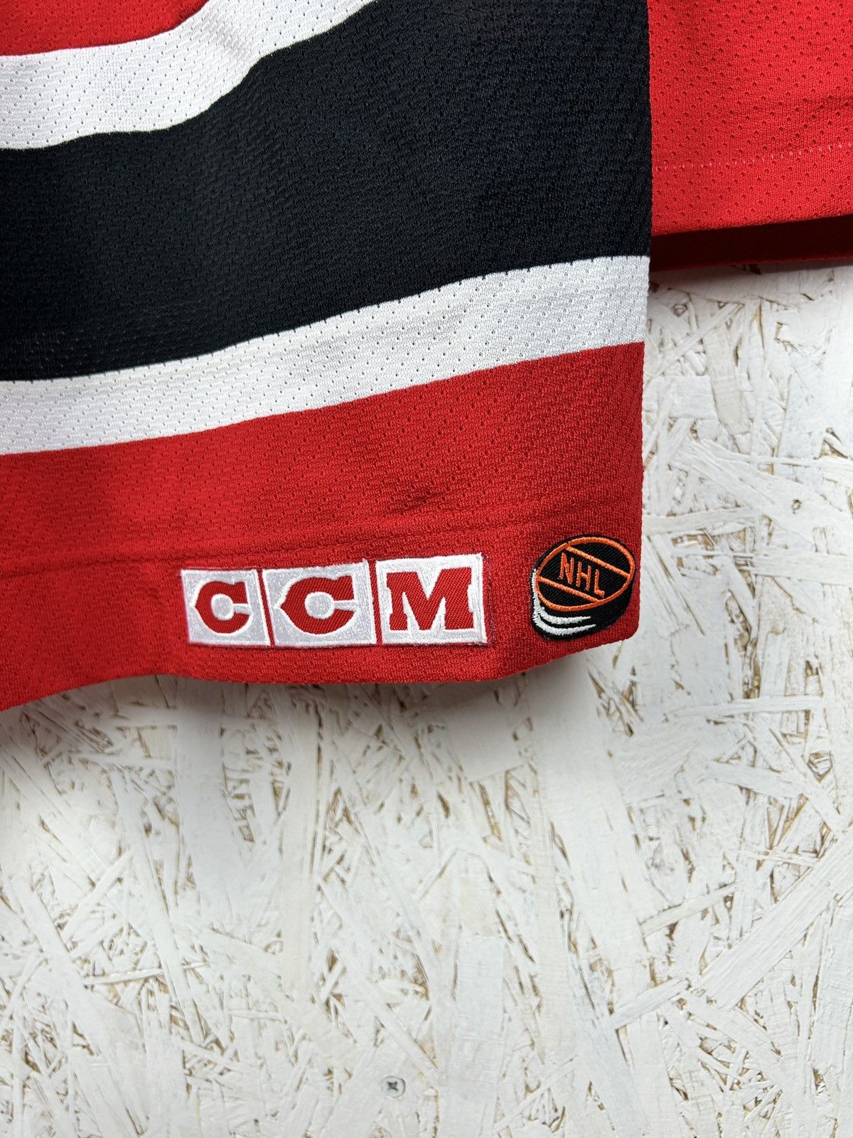 NHL Vintage CCM New Jersey Devils Niemela #23 Signed Jersey Size US M / EU 48-50 / 2 - 10 Thumbnail
