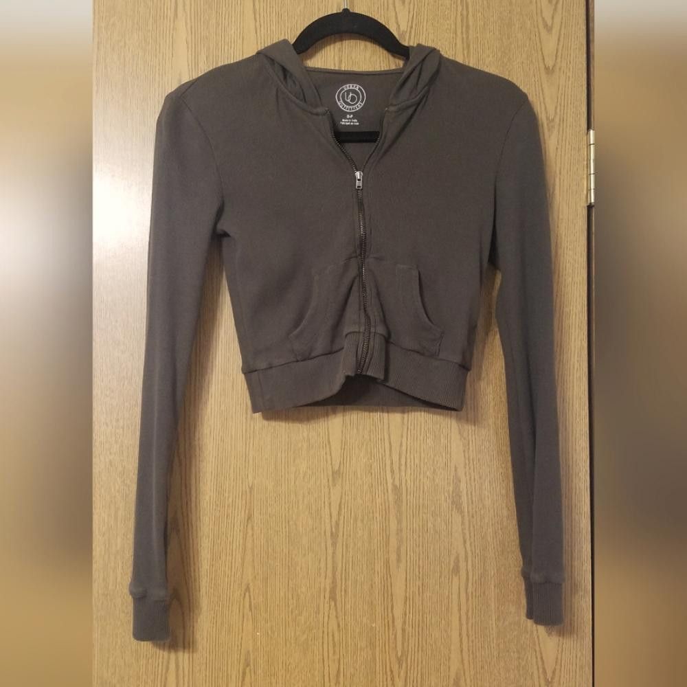 Urban Outfitters Urban Outfitters Small Cropped Hoodie Size S / US 4 / IT 40 - 1 Thumbnail