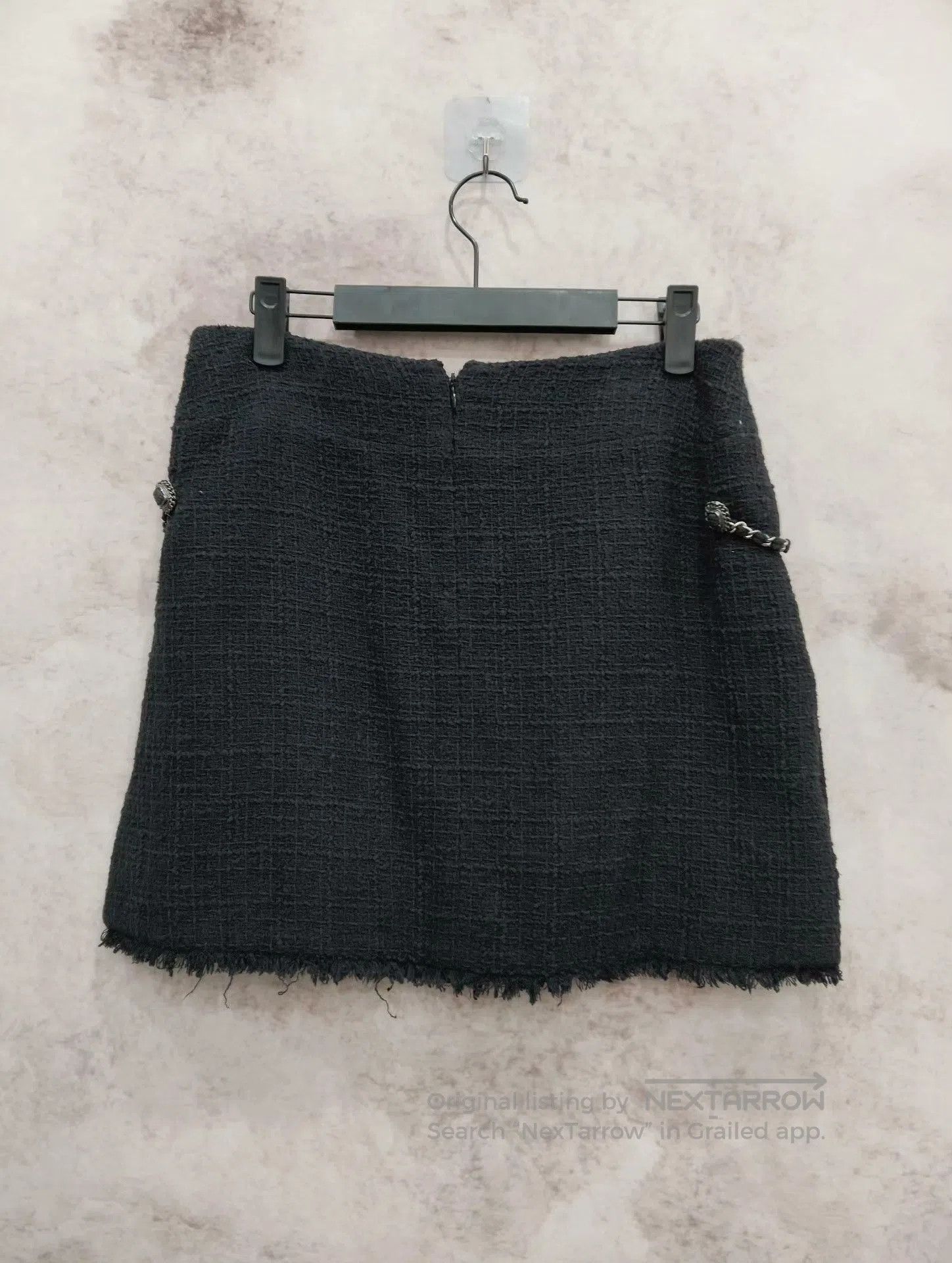 Chanel Chanel Black Textured Short Skirt. Size 37" - 2 Thumbnail