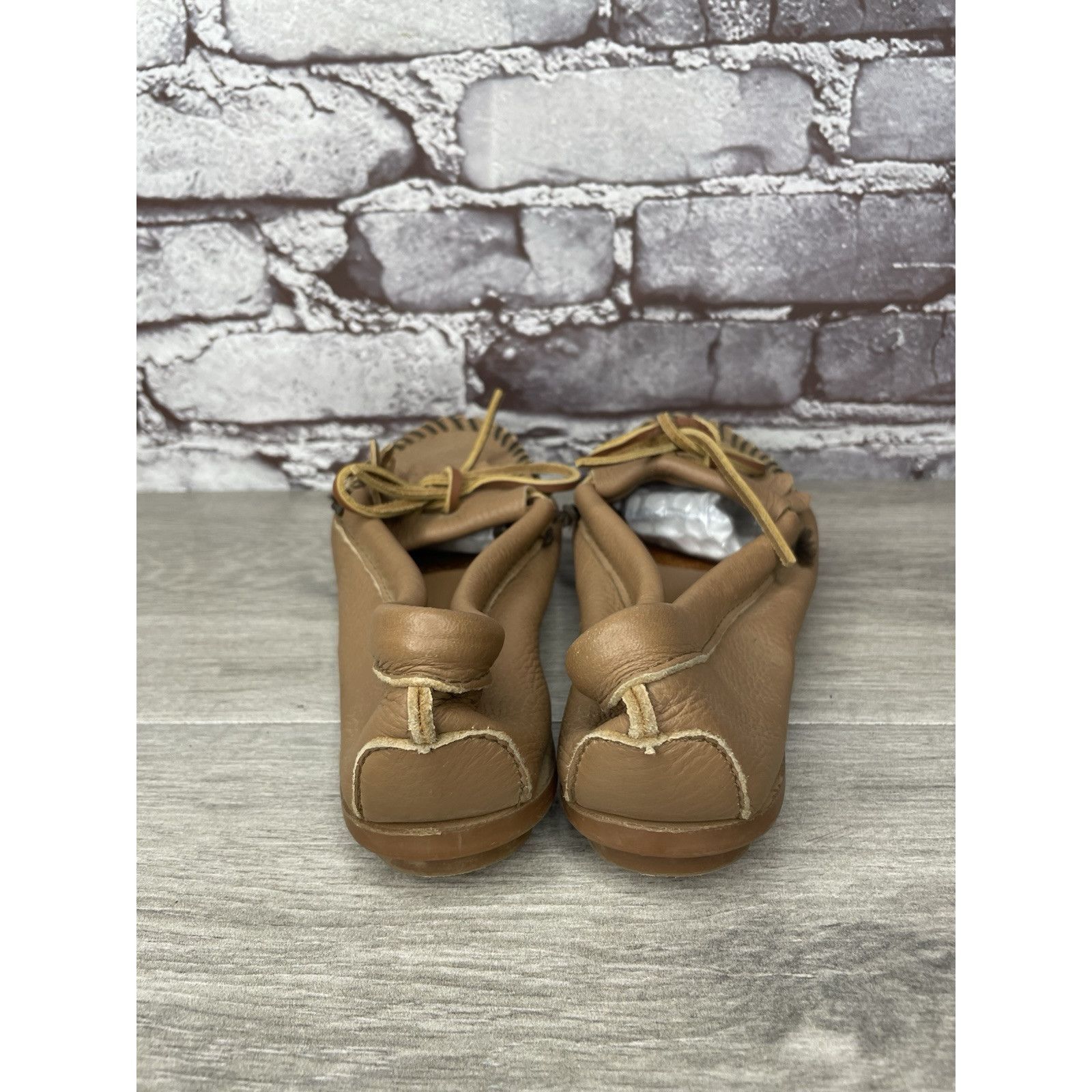 Minnetonka Minnetonka Moccasins Brown Leather Driving Moccasin Loafers Size US 6 / IT 36 - 9 Thumbnail