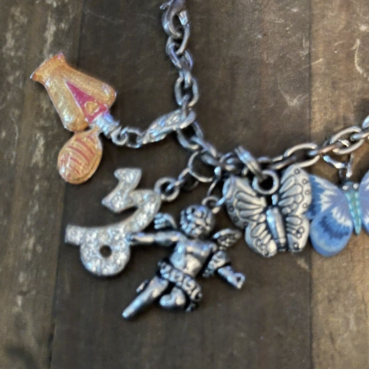 Other Silver tone loaded charm bracelet Size ONE SIZE - 3 Thumbnail
