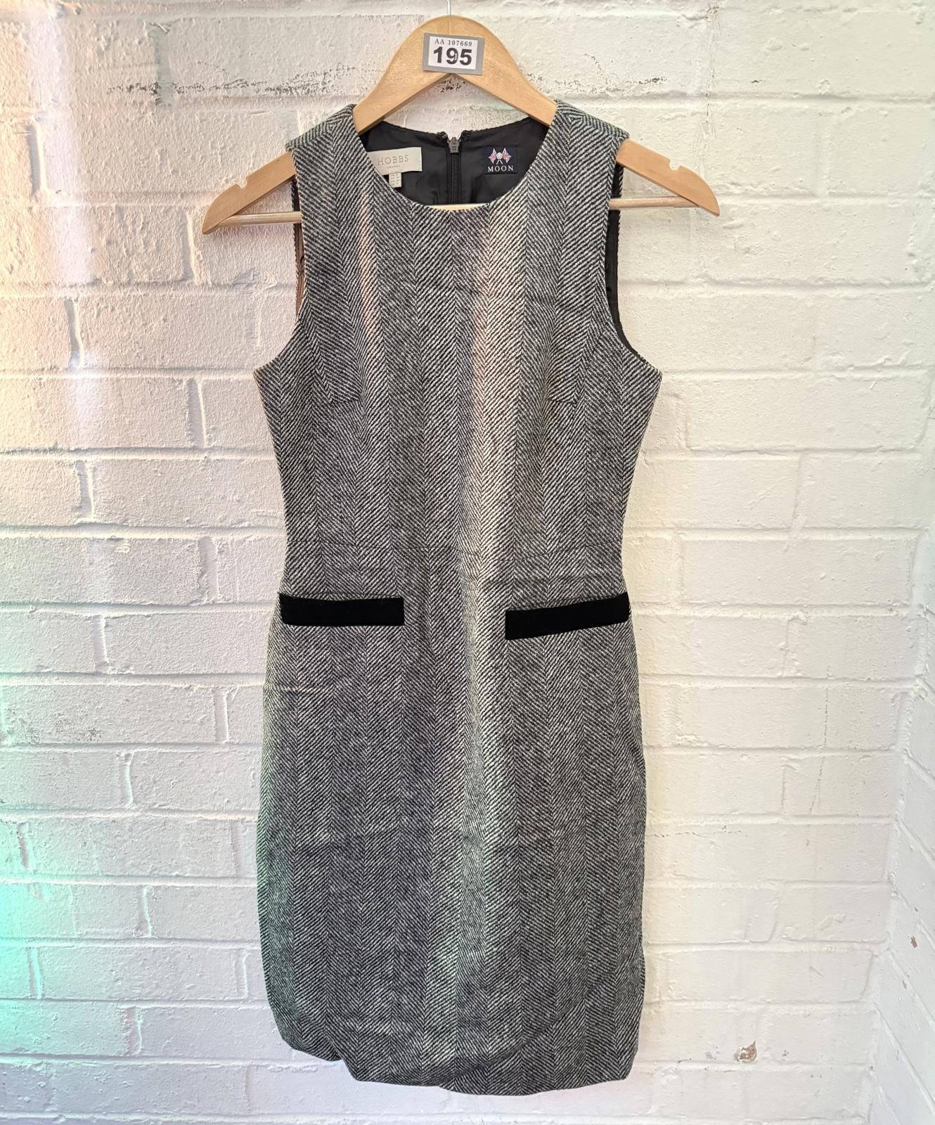 Other Hobbs Grey Herringbone Midi Dress UK 8 Size M / US 6-8 / IT 42-44 - 1 Thumbnail