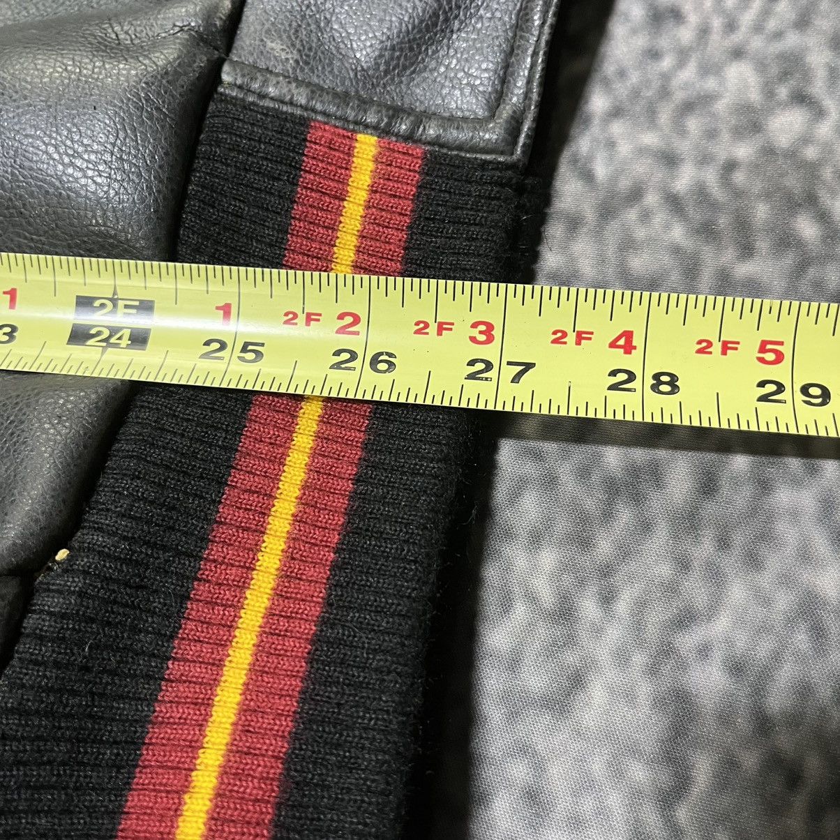 NFL Vintage Washington Redskins Embroidered G-lll Leather Jacket Size US L / EU 52-54 / 3 - 20 Thumbnail