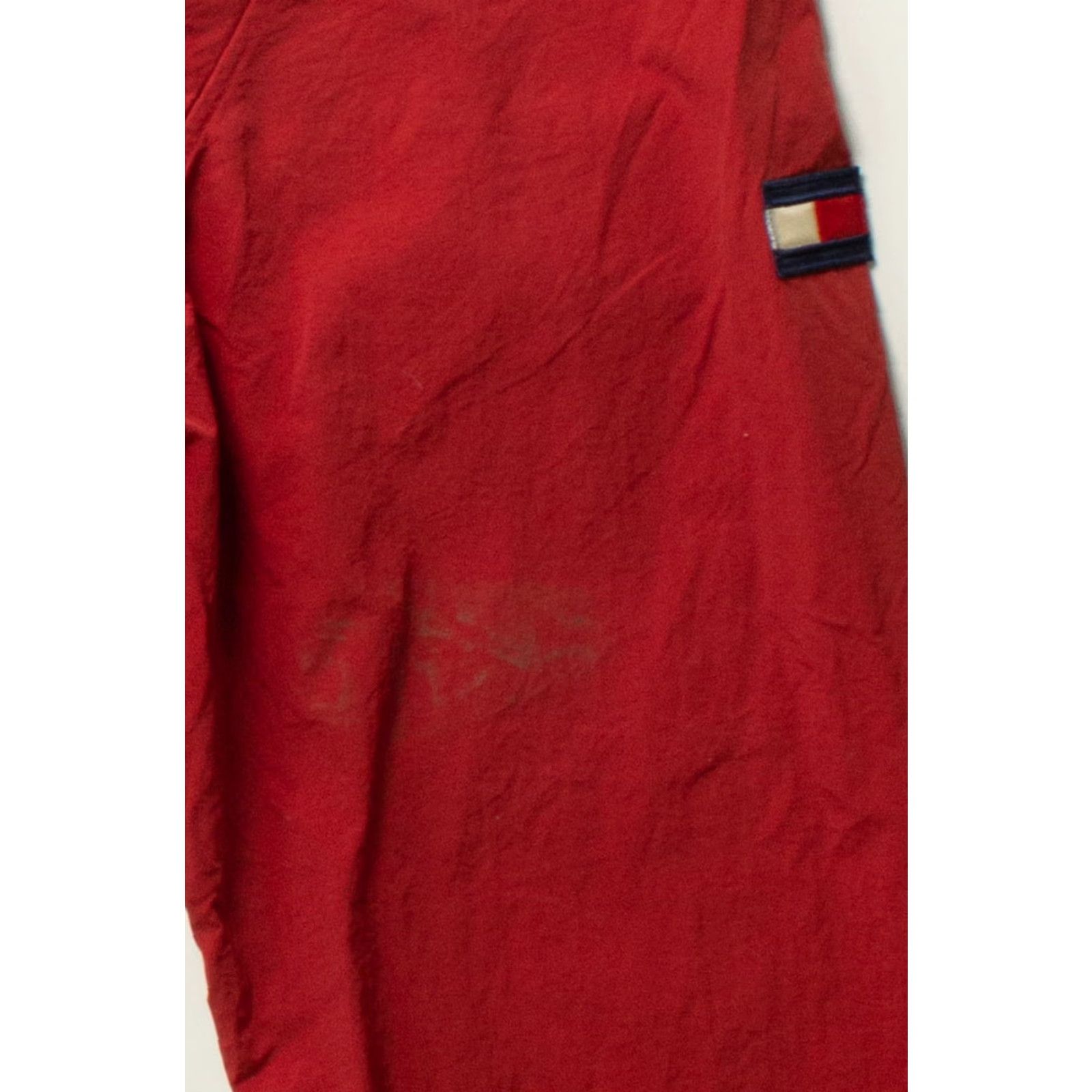 Tommy Hilfiger VINTAGE Tommy Hilfiger Windbreaker Red 1990s Nylon Polyester Large Mens Womens? Size US L / EU 52-54 / 3 - 3 Thumbnail