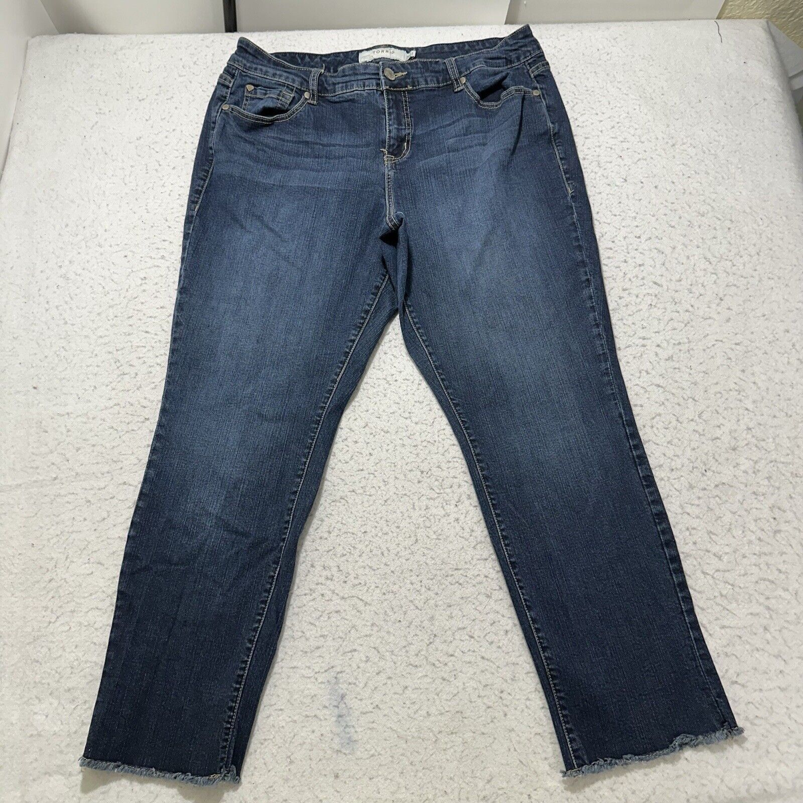 Other Torrid Denim 16 Skinny Leg Jean Navy Blue Distress Mid Rise Size 38" / US 16 / IT 52 - 1 Thumbnail