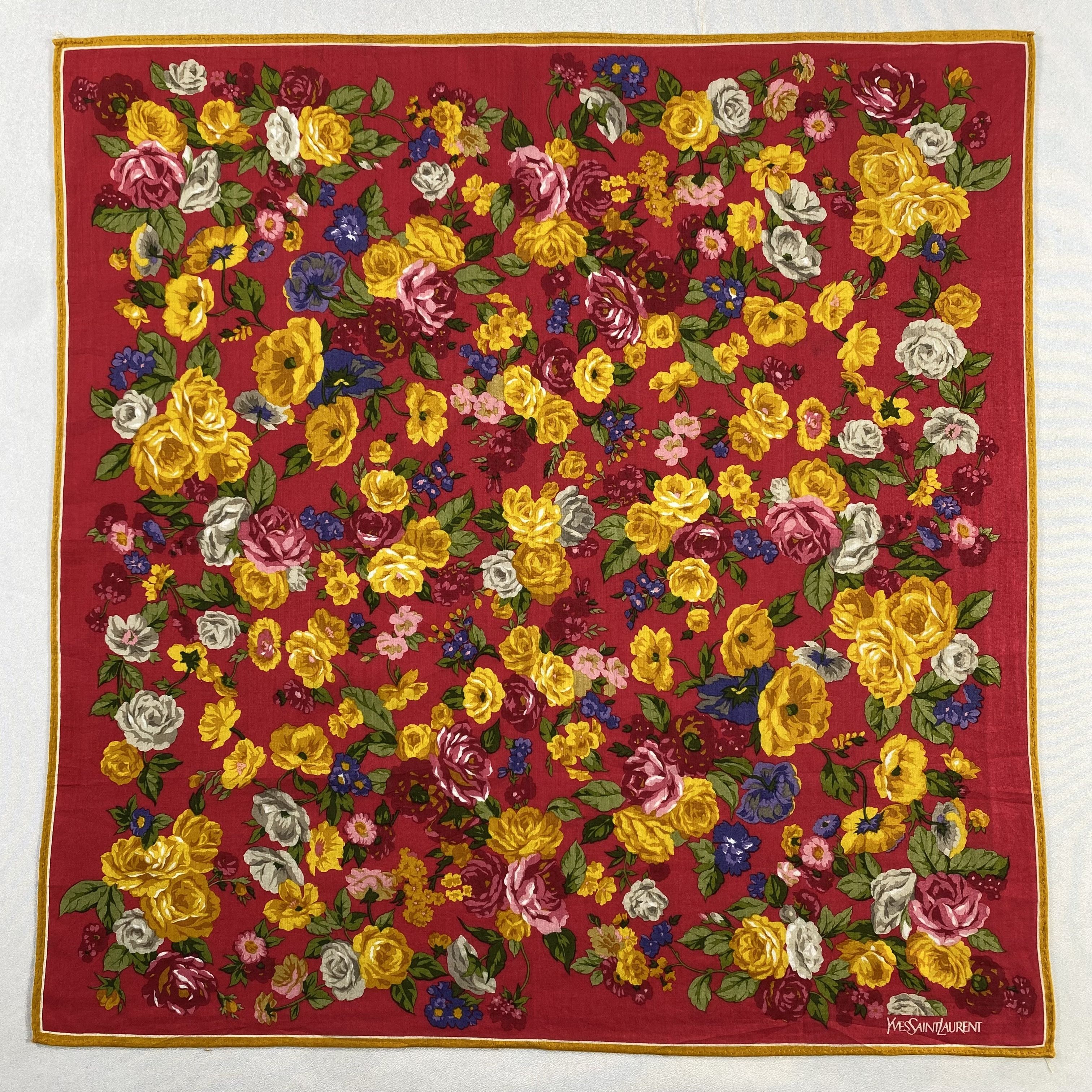 Vintage Yves Saint Laurent Handkerchief / Neckerchief / Bandana-P963 Size ONE SIZE - 1 Thumbnail