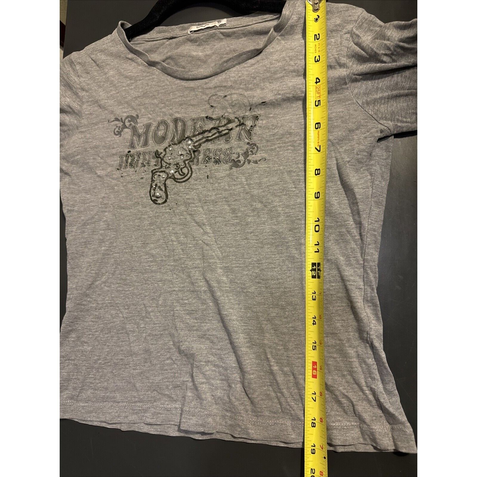 Other Bossini small long sleeve tee Shirt Modern Huntress Graphic Size S / US 4 / IT 40 - 7 Thumbnail