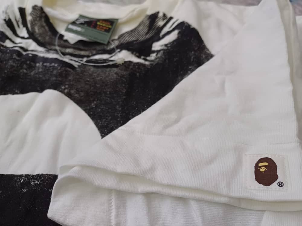 Bape Limited Edition Overprinted Ape Head Tee Size US M / EU 48-50 / 2 - 5 Thumbnail