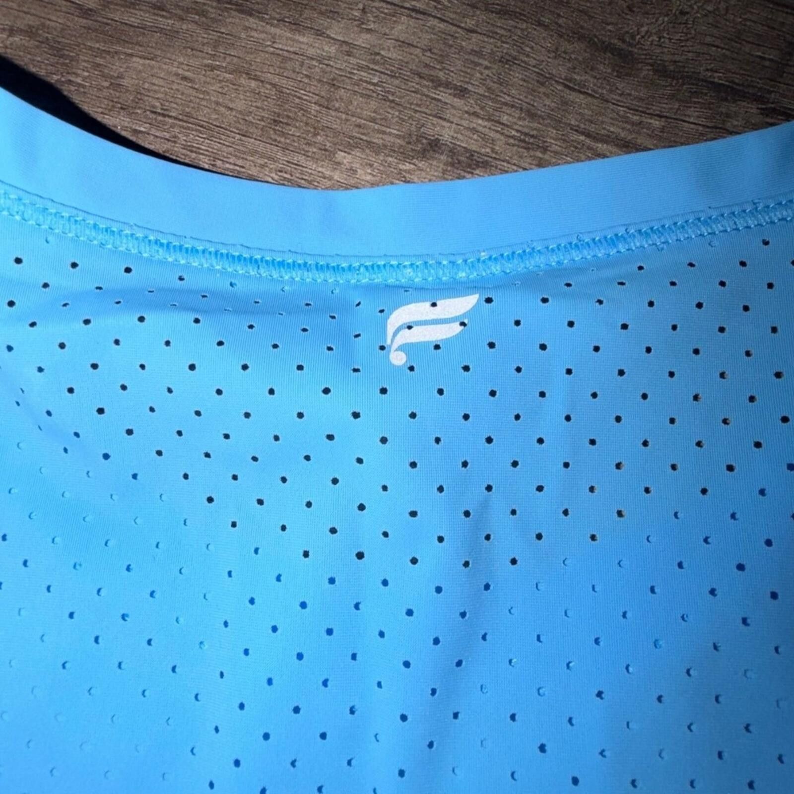 Fabletics Fabletics Blue Mesh Back Short Sleeve Activewear Top Womens Size S / US 4 / IT 40 - 5 Thumbnail