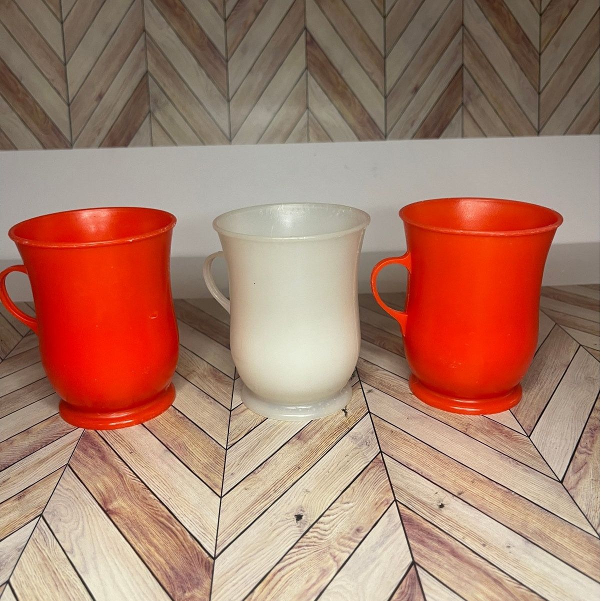 Other Vintage Kool-Aid Smiley Face Logo Plastic Drink Cups Set Size ONE SIZE - 6 Thumbnail