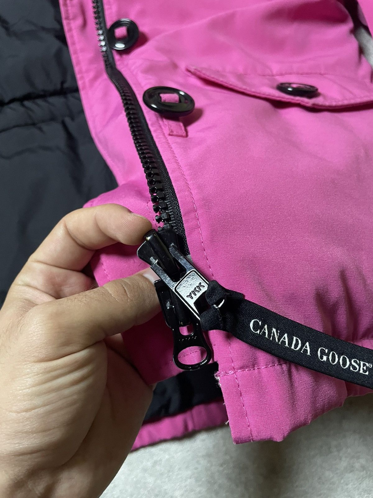 Canada Goose Canada Goose Montebello Puffer Parka Very Rare Size M / US 6-8 / IT 42-44 - 13 Thumbnail