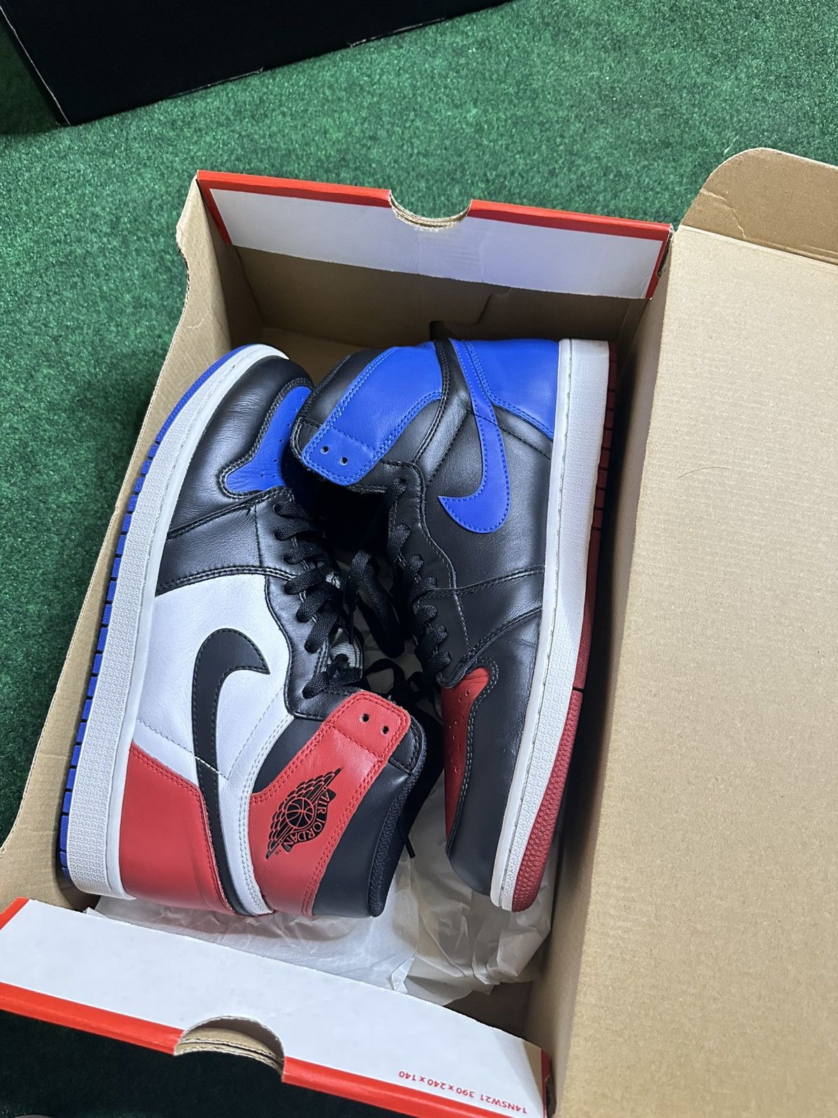 Jordan Brand Air Jordan 1 “top 3” Size US 12 / EU 45 - 1 Thumbnail