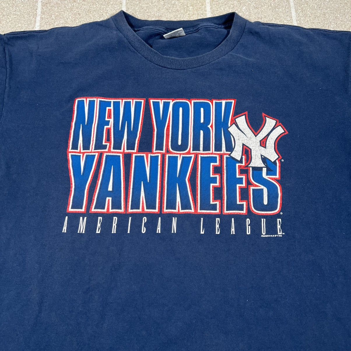 Starter Vintage Starter New York Yankees Tshirt Made In USA MLB Size US XL / EU 56 / 4 - 2 Thumbnail