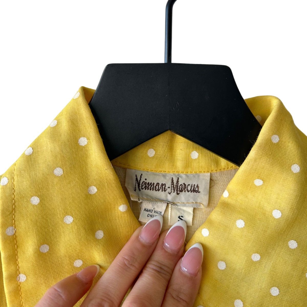 Neiman Marcus × Vintage Vintage Neiman Marcus | Long Sleeve Button up | Size Small Size S / US 4 / IT 40 - 3 Thumbnail
