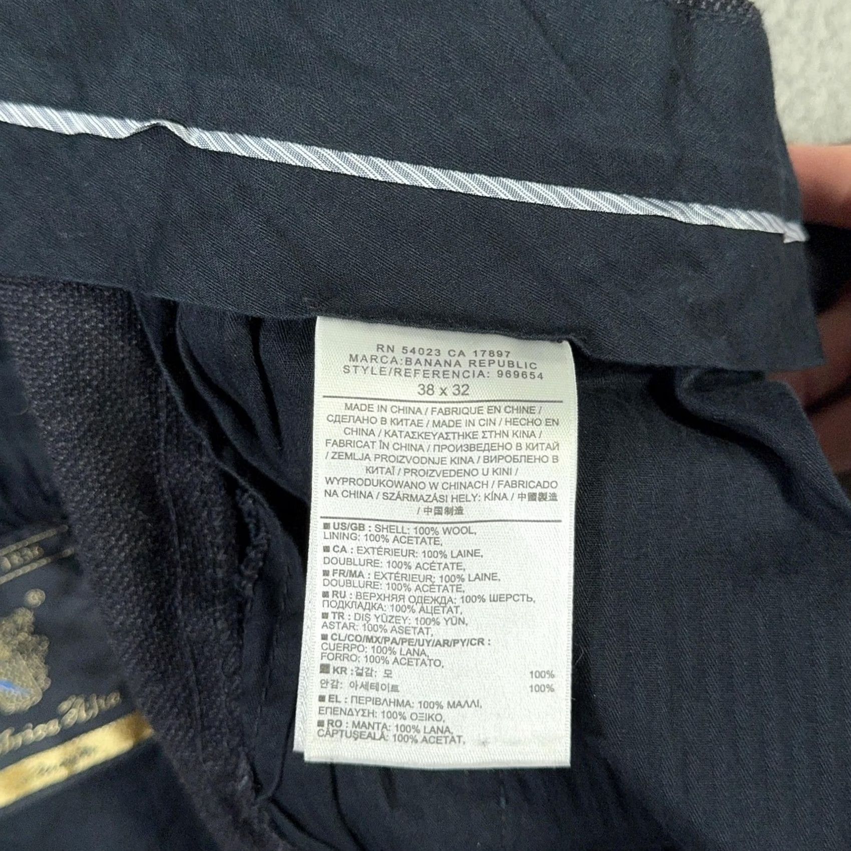 Banana Republic Banana Republic Pants Mens 38x30 Slim Birdseye Navy Wool dress Pants Regular Waist 38t 30in Inseam Mens Dress Pants Size US 38 / EU 54 - 6 Thumbnail