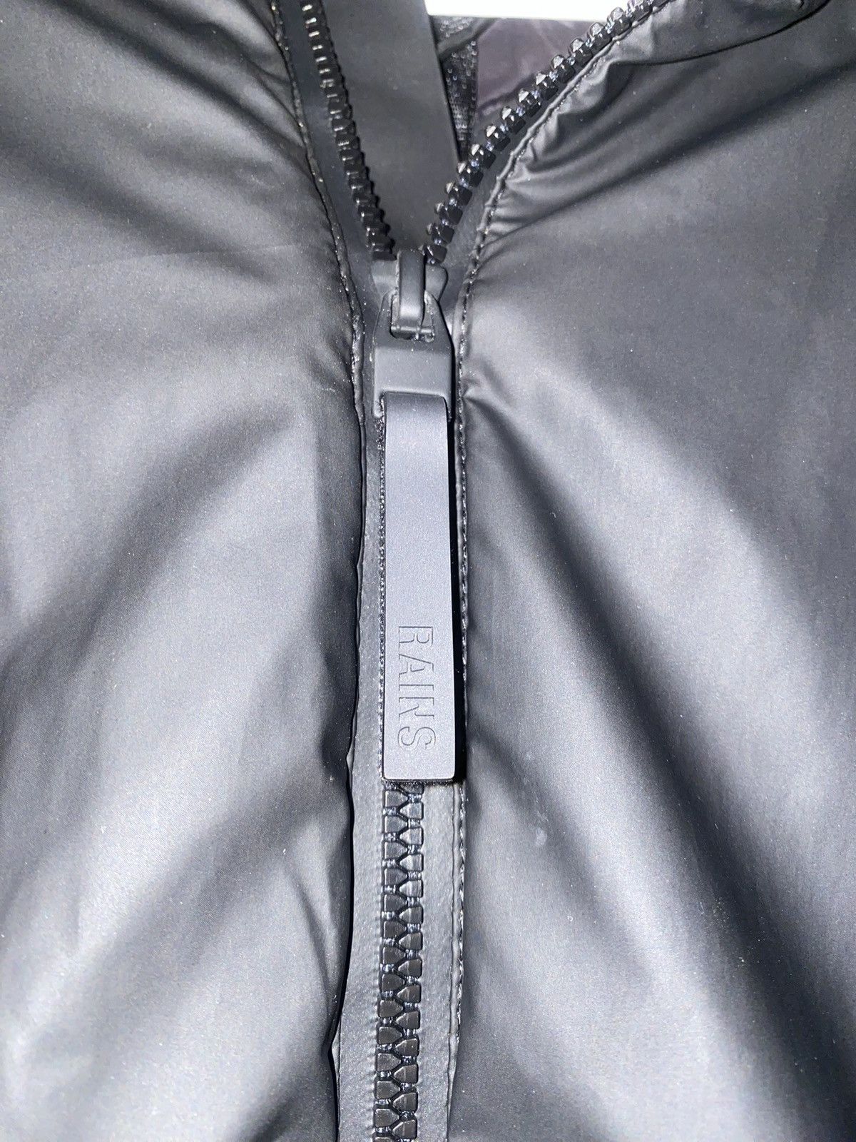 Rains RAINS Suva Hardshell Pocket Jacket SZ M Size US M / EU 48-50 / 2 - 4 Thumbnail